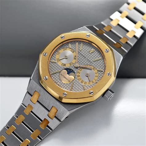 Audemars Piguet Royal Oak Daydate moonphase owl 25594SA 